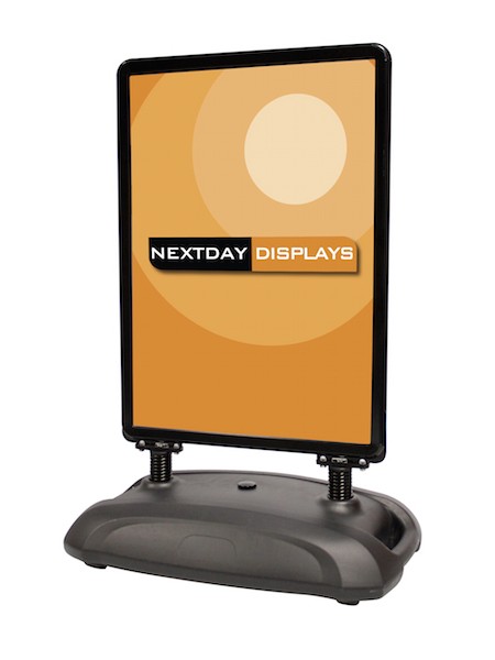 Sightmaster 3 (30" X 40") (Black Frame & Black Base)